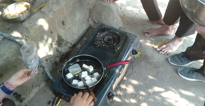 MEMASAK MAKAN SIANG-1